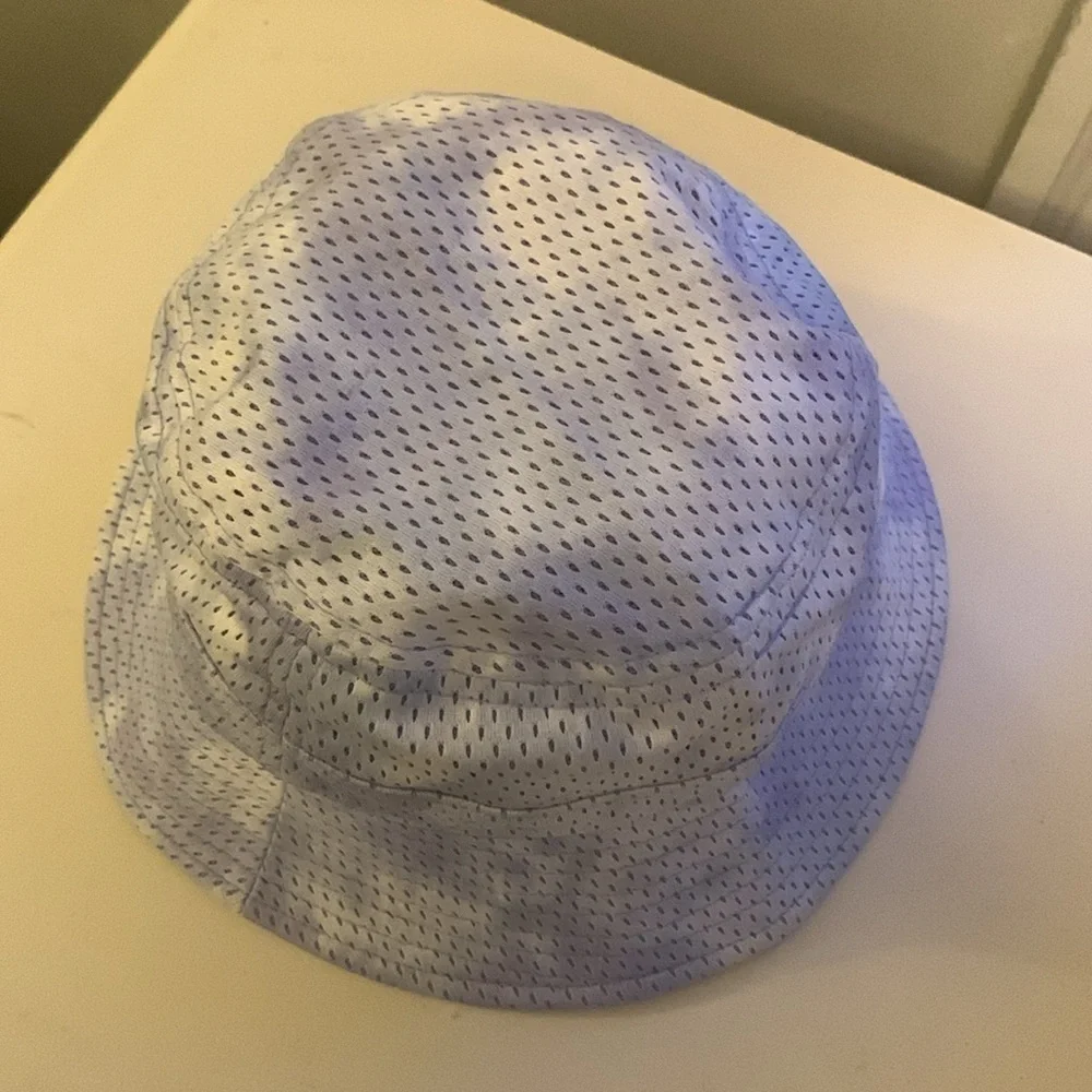 Nike Purple & White Bucket Hat Size S